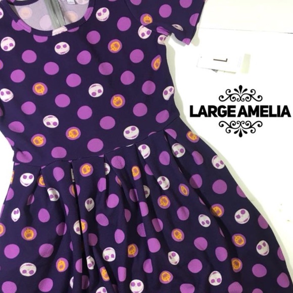 Clothes - Picture 1 of 1